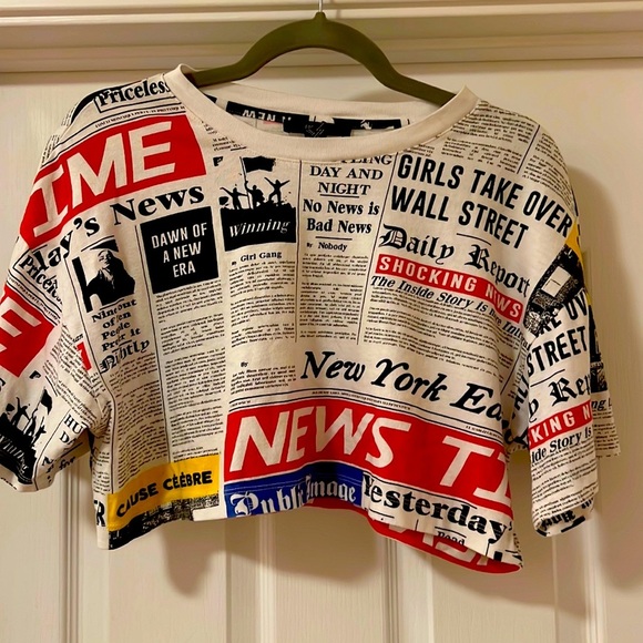 Forever 21 Tops - Forever 21 - Crop Top News T-Shirt - Size W Med